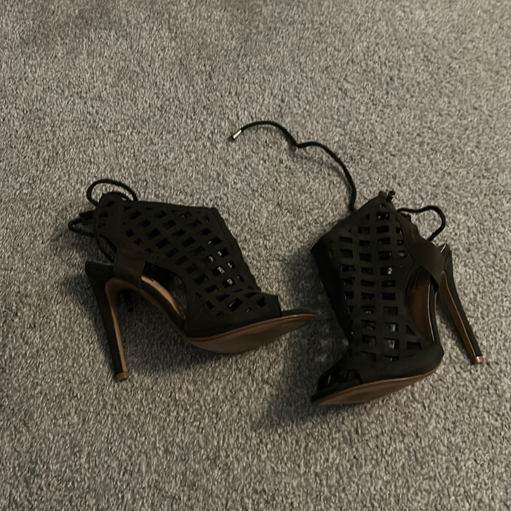 Brand new dark green lace up heels